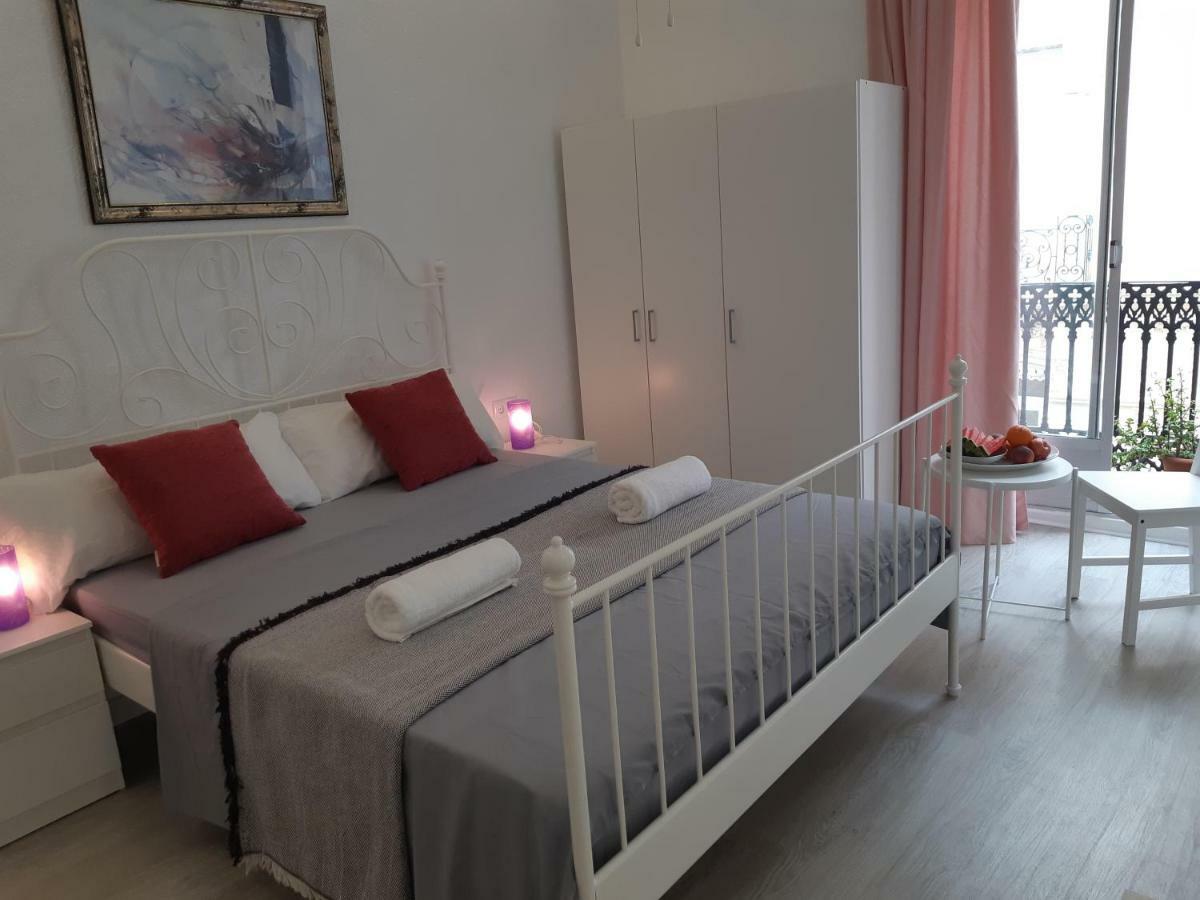 Wonderful Apartment In The Center By The Sea Аликанте Екстериор снимка